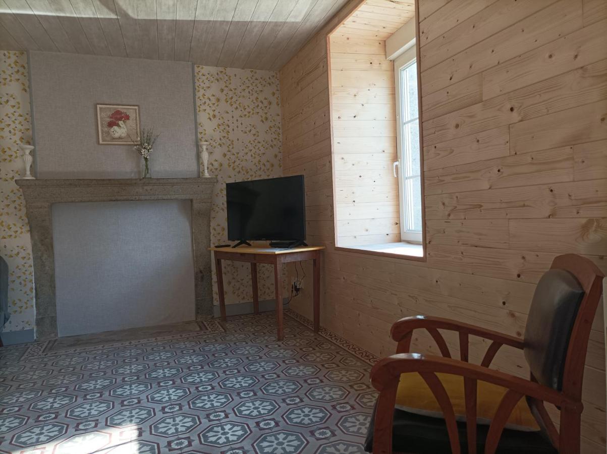 Gite Auvraysien 10P La Foret-Auvray المظهر الخارجي الصورة